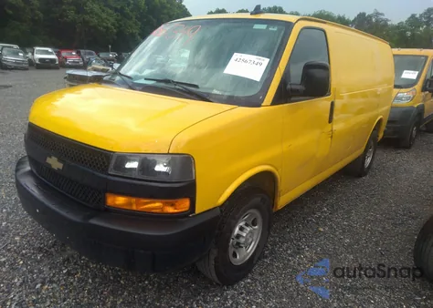 2019 Chevrolet Express 2500 Work Van из США, поврежденный, VIN 1GCWGAFP6K1204248